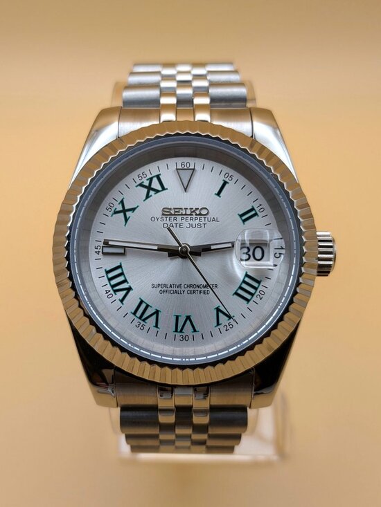 Seiko Other - Seiko MOD | Roman Dial | NH35A automatic movement